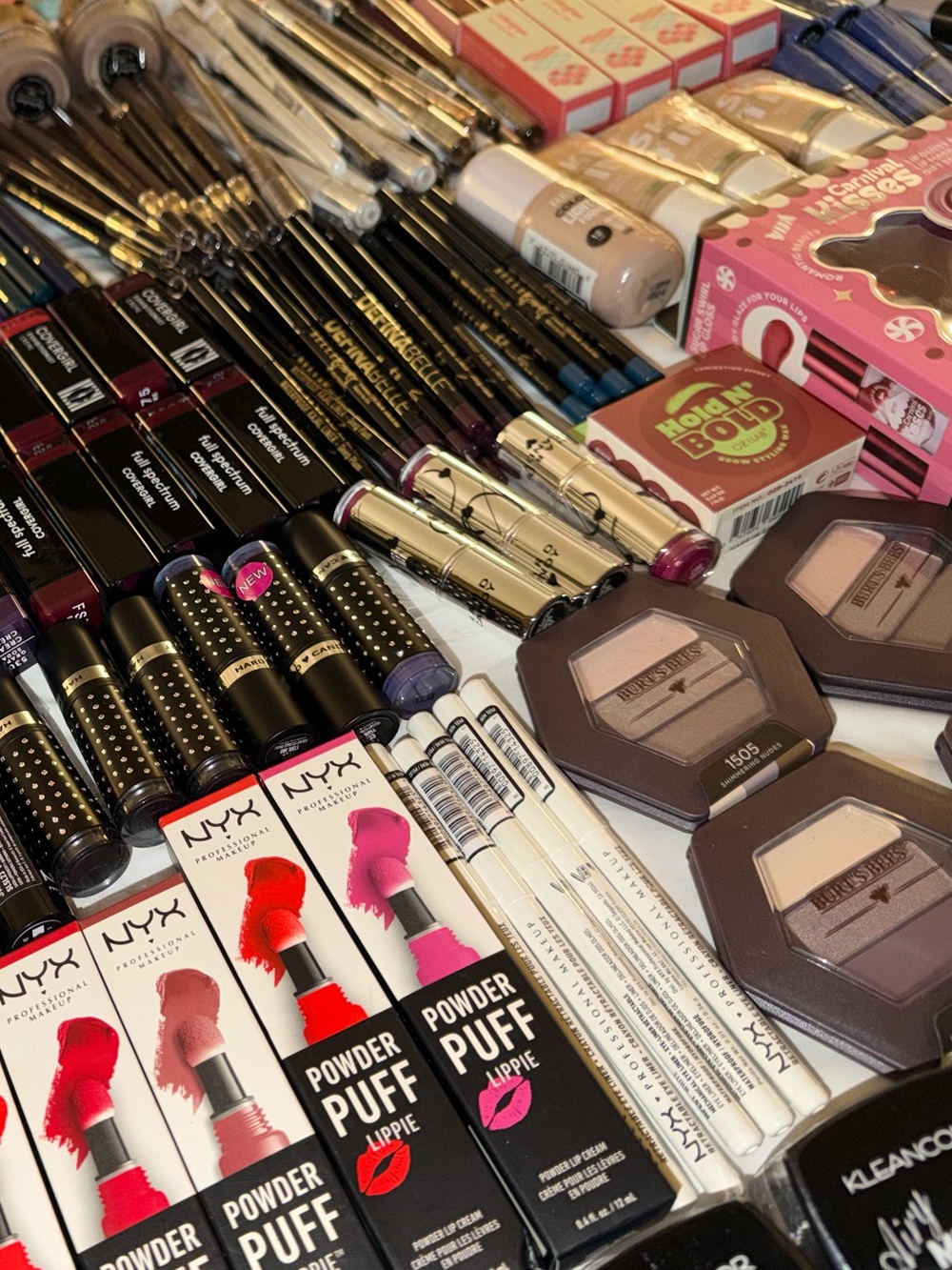 *Mystery box makeup assortment bundle lot wholesale bulk